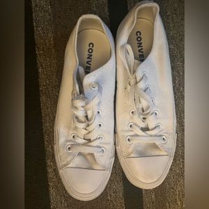 All white converse size 6.5m/8.5w